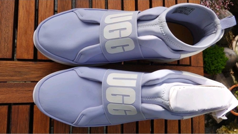 Noi! Pantofi Sport Slip-On UGG - Mărimea 41 - Culoare deosebită