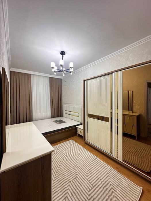 Ойбек 3/6/9 ор: Точка Вкуса 72 кв.м Евроремонт срочна