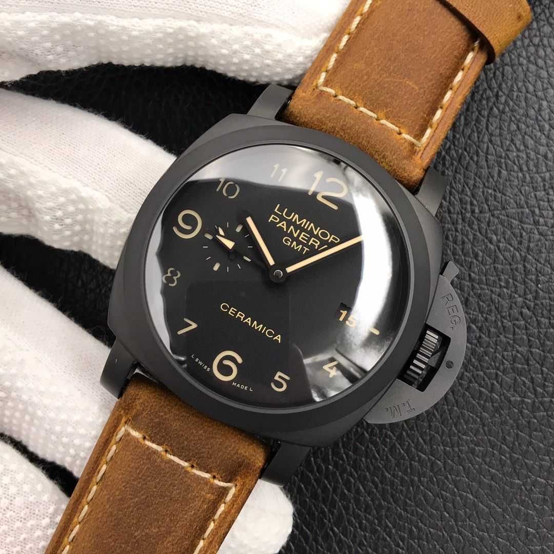 Officine Panerai Luminor 1950 3 Days GMT Automatic Ceramica