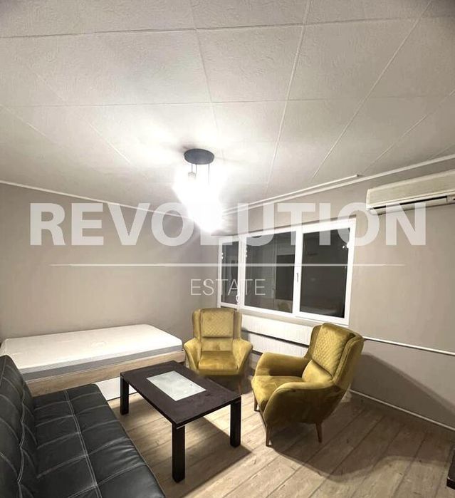 Дава се под наем Едностаен апартамент в Пловдив, Тракия - 50 кв.м за 350 € - Снимка #1