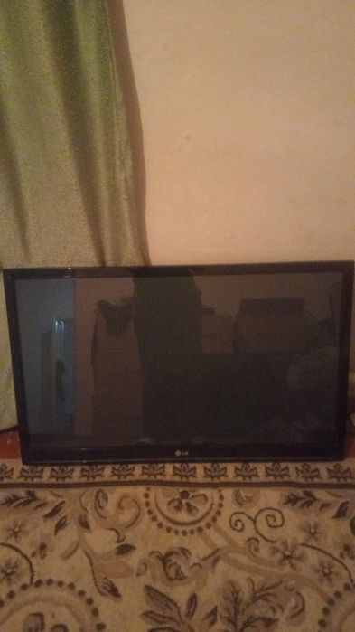 Продам Телевизор LG