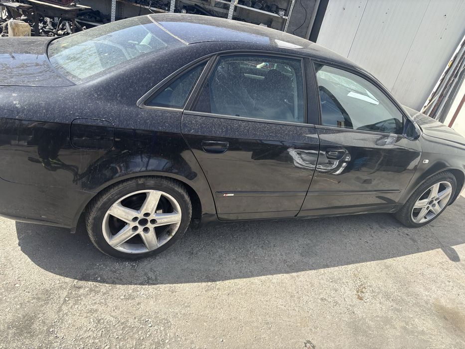 Dezmembrez audi a4 b7 2.5 tdi