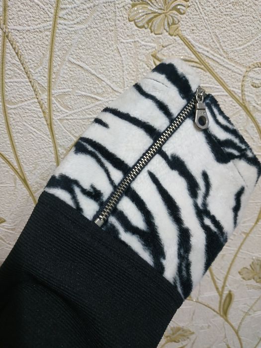 Платье чер.цвета. Размер 46. Турция