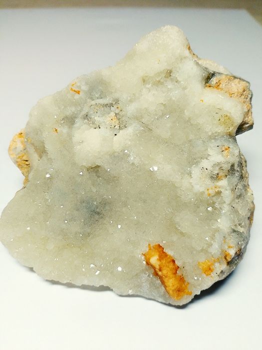 Cristal alb de mină