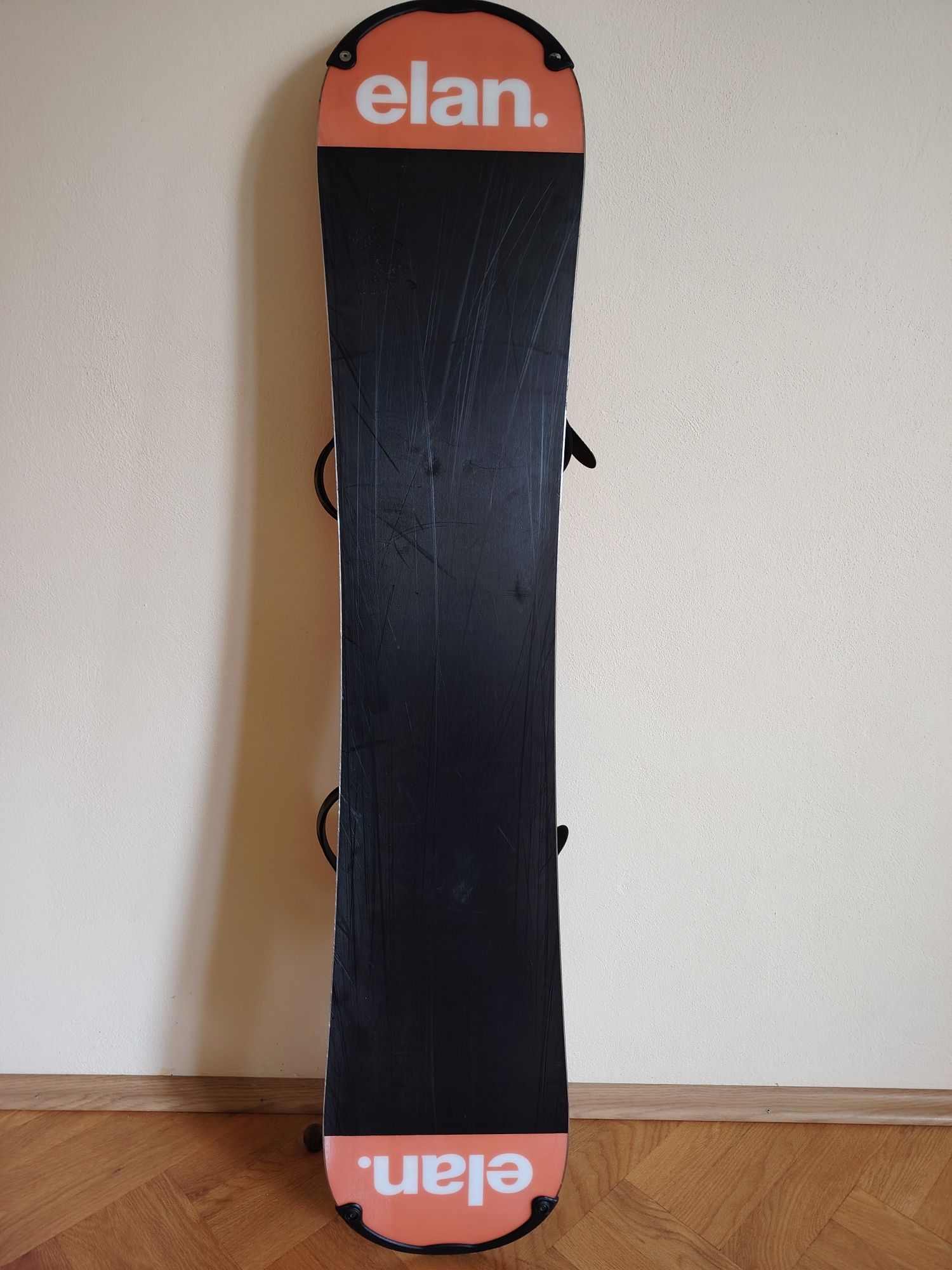Vând placă snowboard+legături