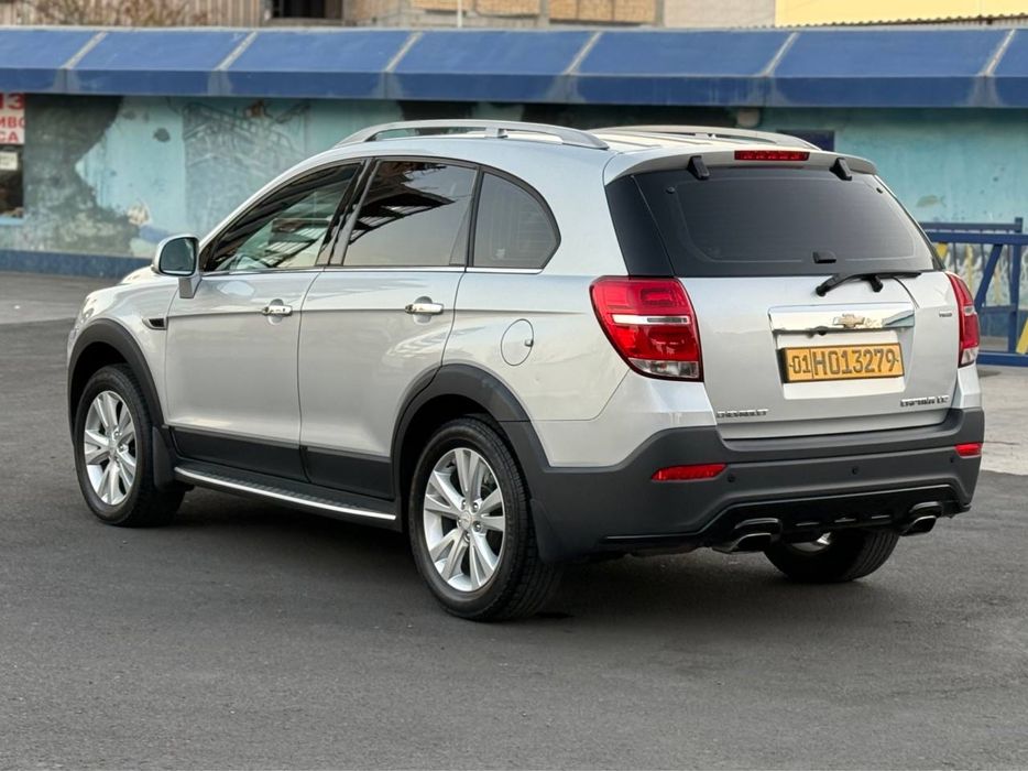 Продаётся Chevrolet Captiva 3 2013 года 3L