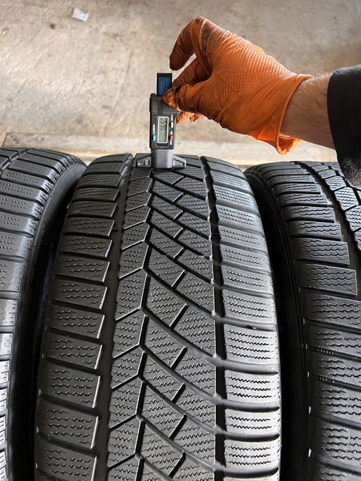 4 anvelope iarna 225/40/18 , continental , runflat , 7.5 mm