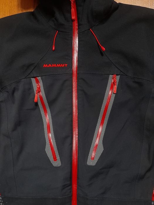 Mammut dri tech premium мъжко яке M размер.