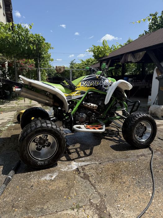 Atv yamaha raptor 660