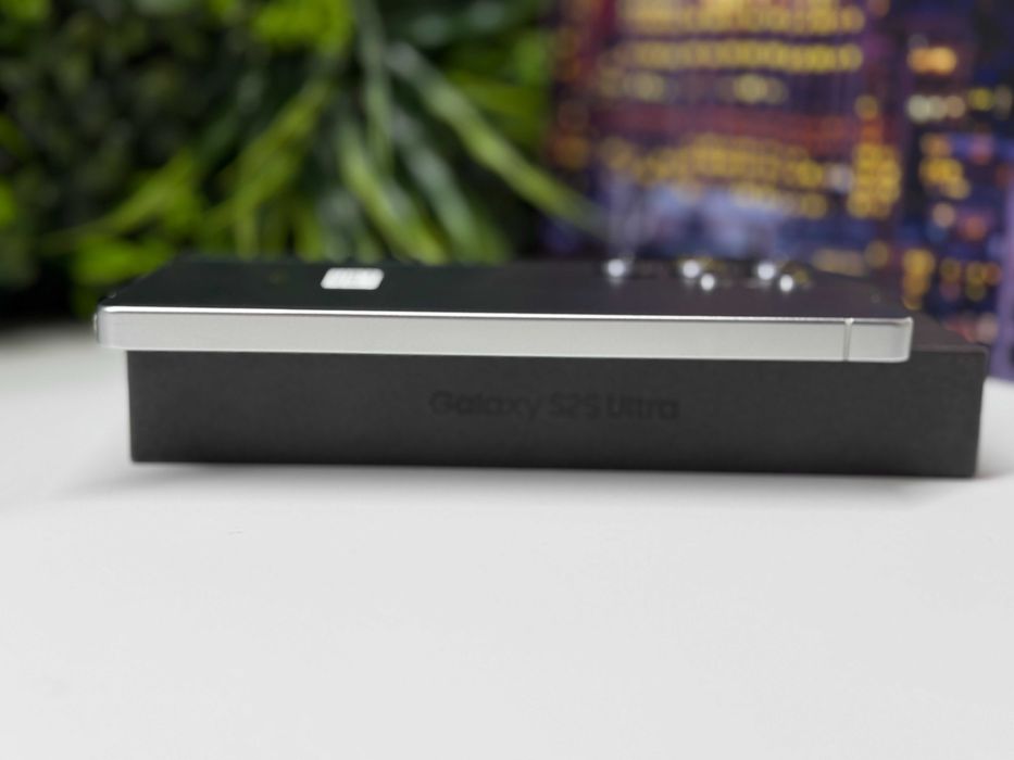 ! УнИкАт ! Samsung S25 Ultra 256GB Гаранция