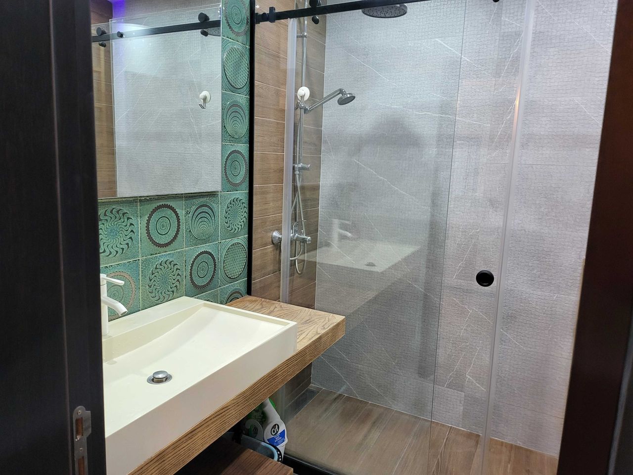 Дава се под наем Тристаен апартамент в София, Овча купел - 70 кв.м за 561 € - Снимка #12