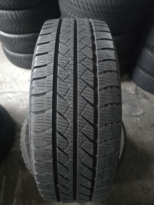 Goodyear 215/65 R16 C 109/107T MS all season