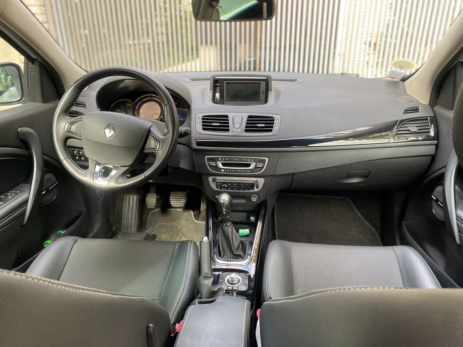 Renault Megan 3 Bose 1.6 Diesel 2013 Unic Propietar de Noua