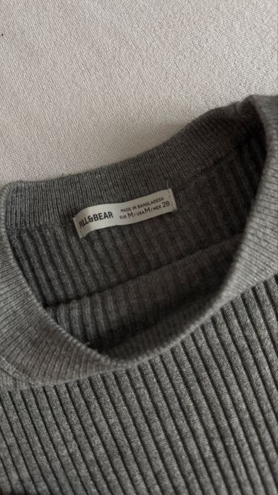 Елегантен еластичен полуголф Pull&Bear – мека вискоза, много удобен