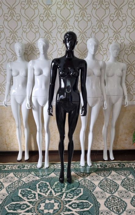Продам большие манекены