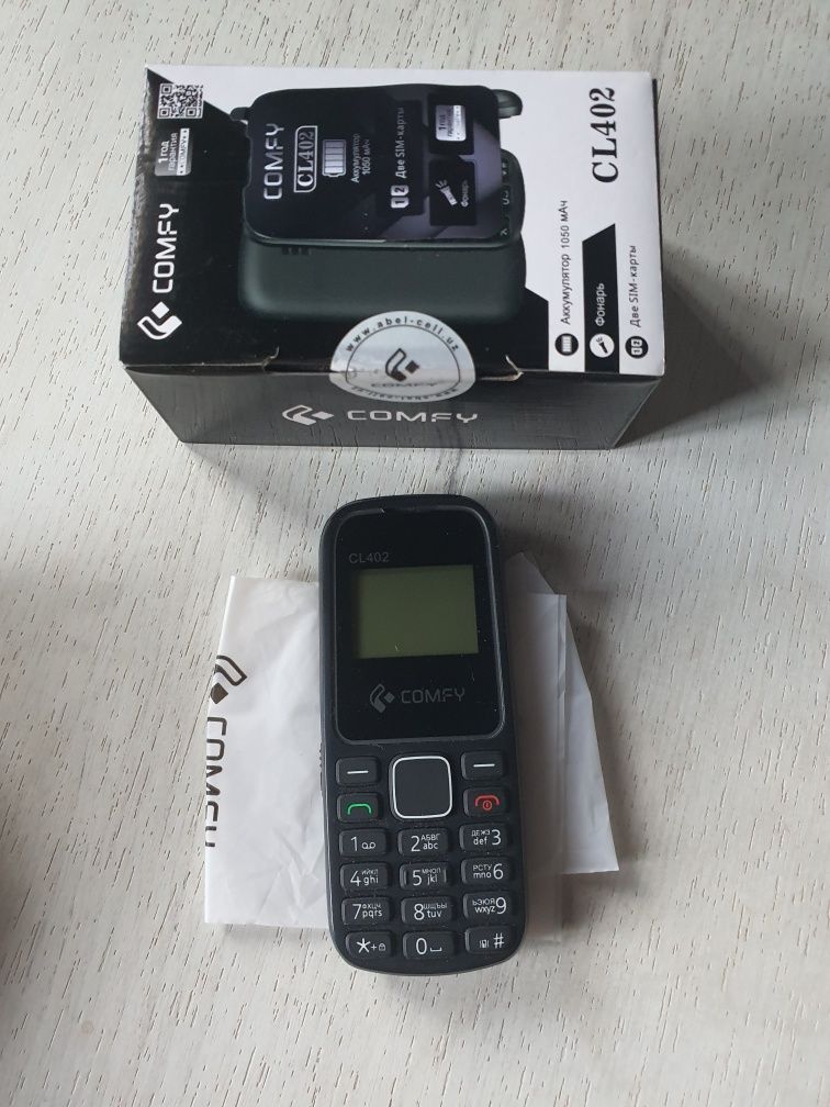 Comfy CL402 ®, фонарик, 2sim