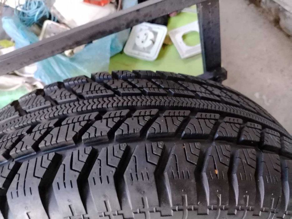 Шины новые зимние 15 с диском вместе комплект 2 шт на Кобальт, Оникс