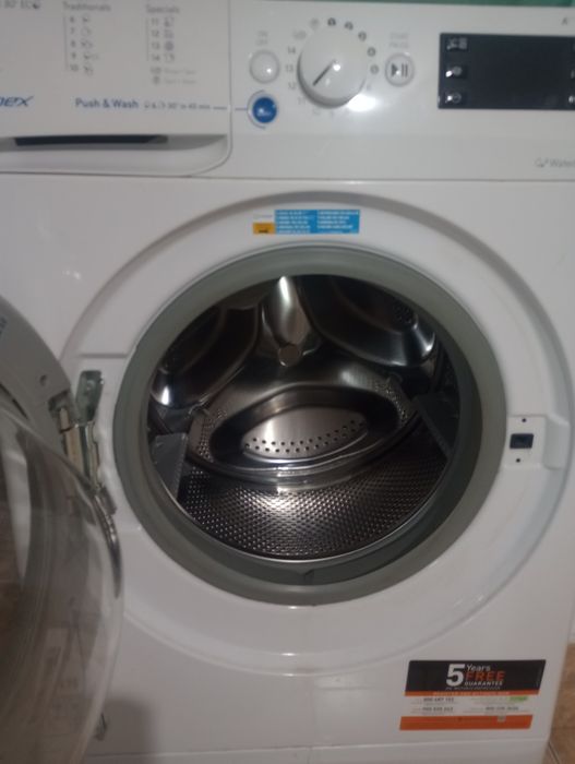 Mașină de spălat rufe Indesit 6kg