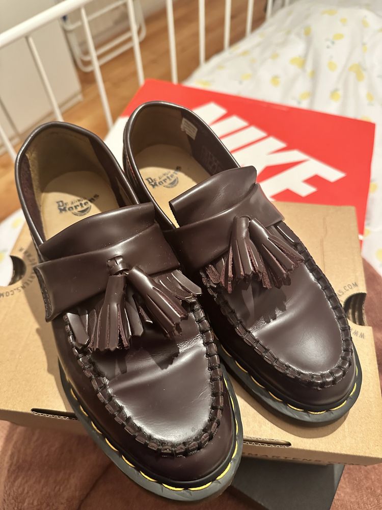 Dr. Martens обувки