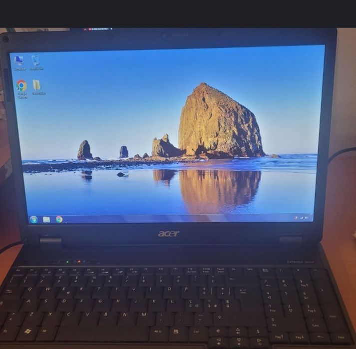 Vând laptop Acer