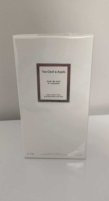 Чисто нов парфюм Van Cleef & Arpels Oud Blank