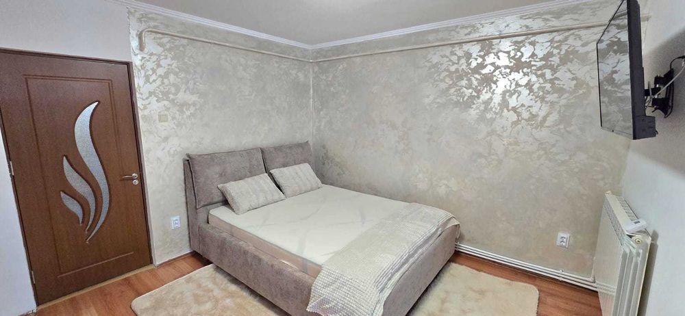 Inchiriez Garsoniera Et 3 Zona Policlinica