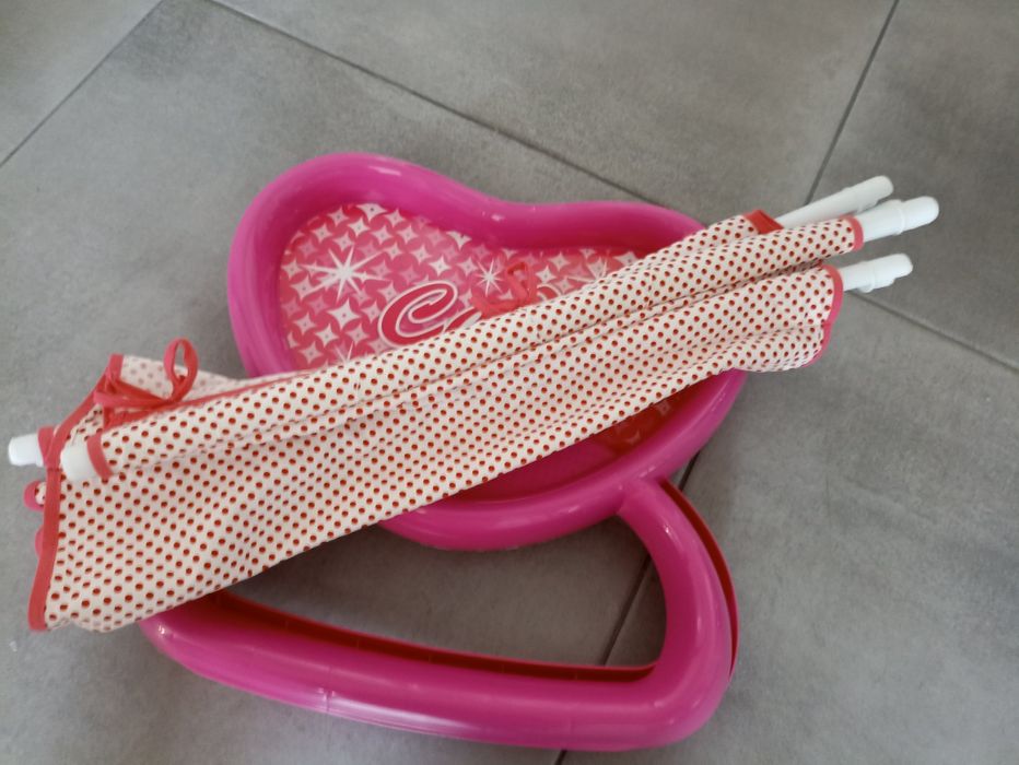 Кошара легло люлка за игра за кукли, розово