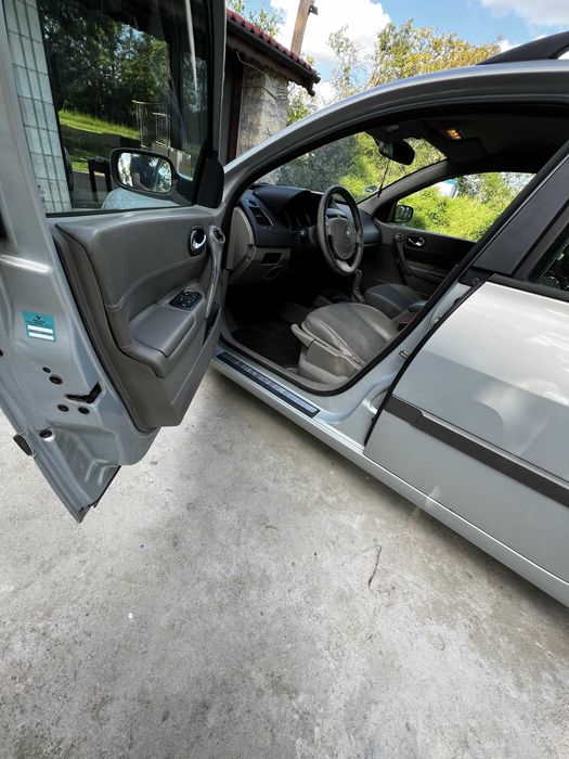 Renault Megane 1.6 16V LUXE, Keyless, Xenon, Подгрев