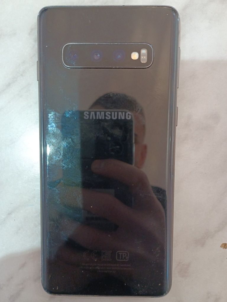 Samsung s 10 sotiladi