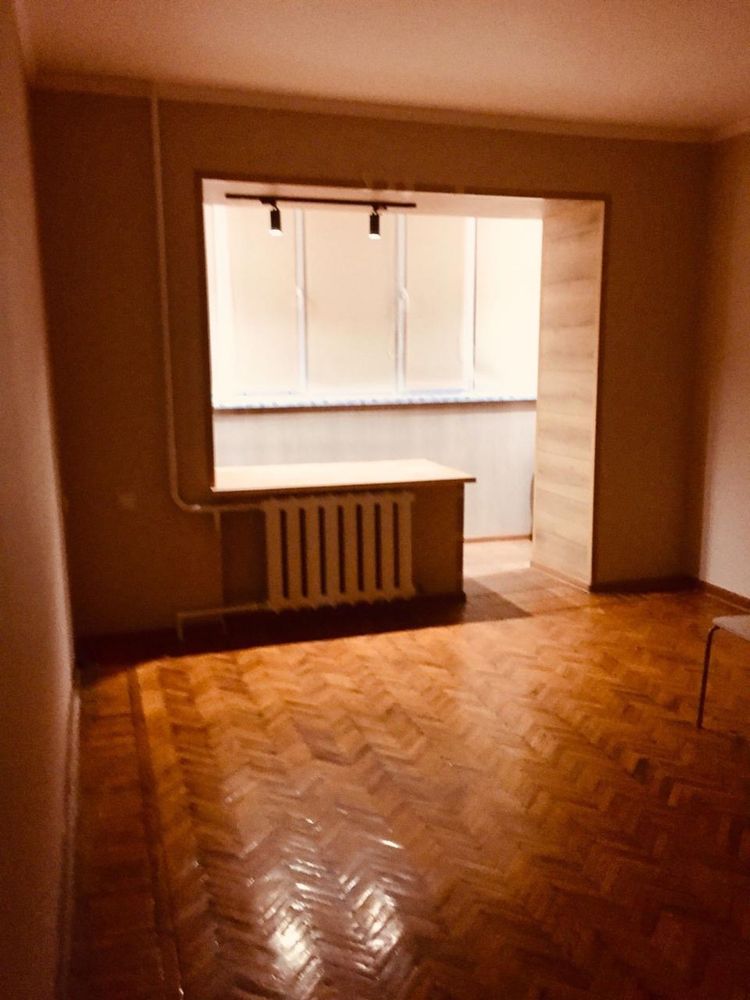 Продажа 3-х комн Революция