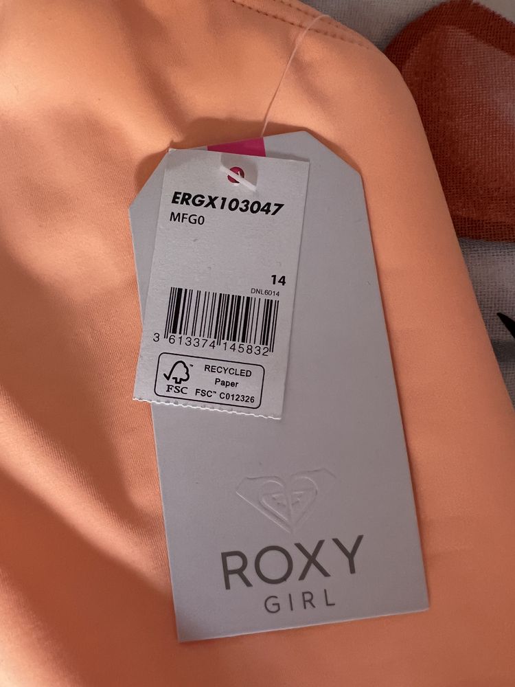 Costum de baie Roxy nou mărime 14/15 ani