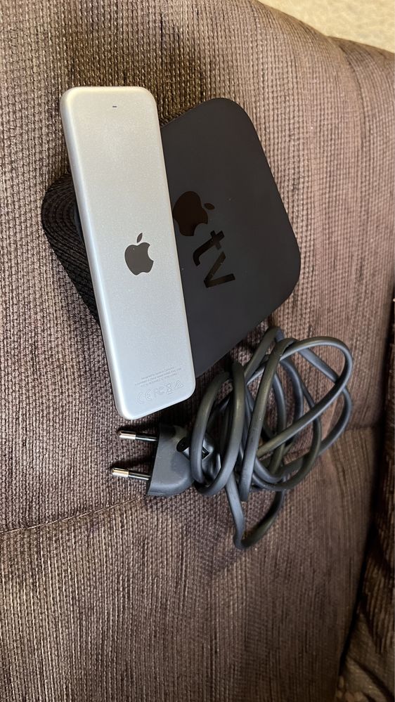 Продавам Apple tv 4k 32gb