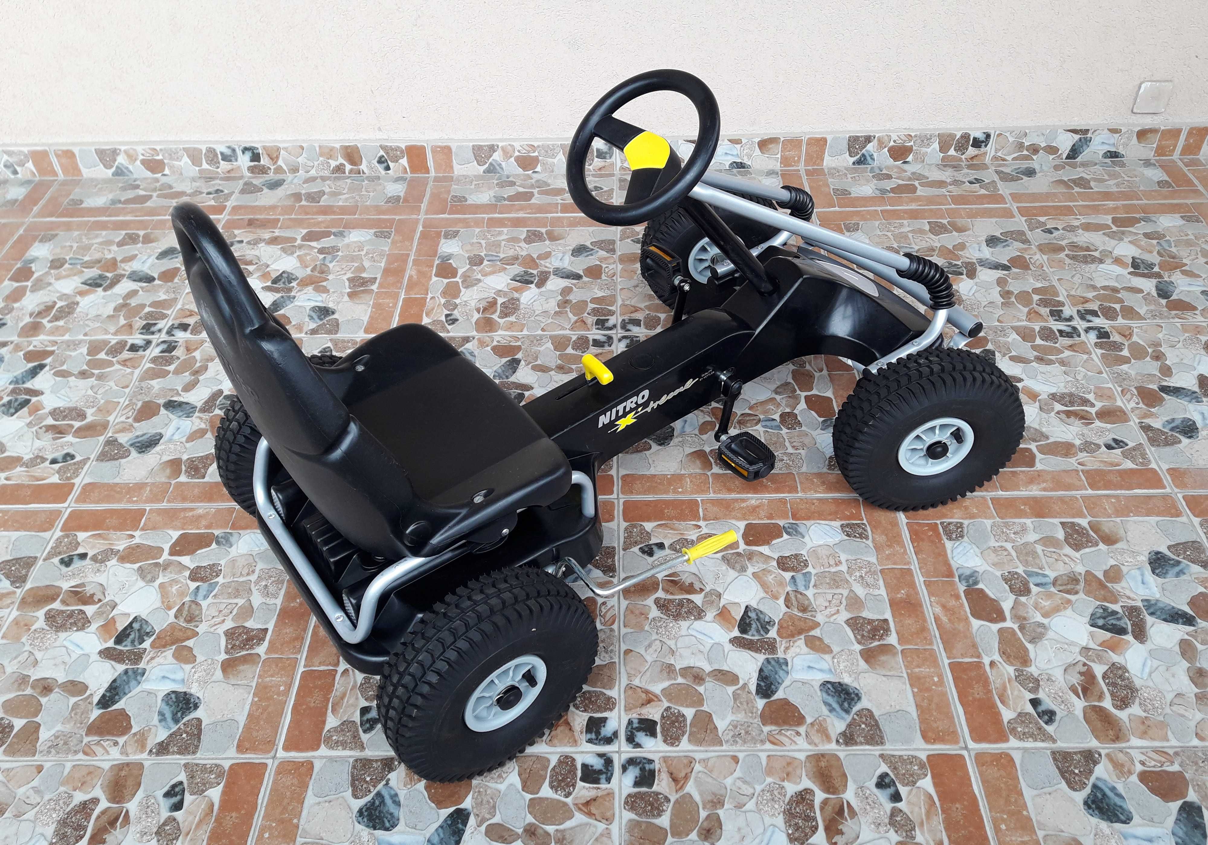 Cart (kart) cu pedale pentru copii KETTLER Nitro Extreme - negru