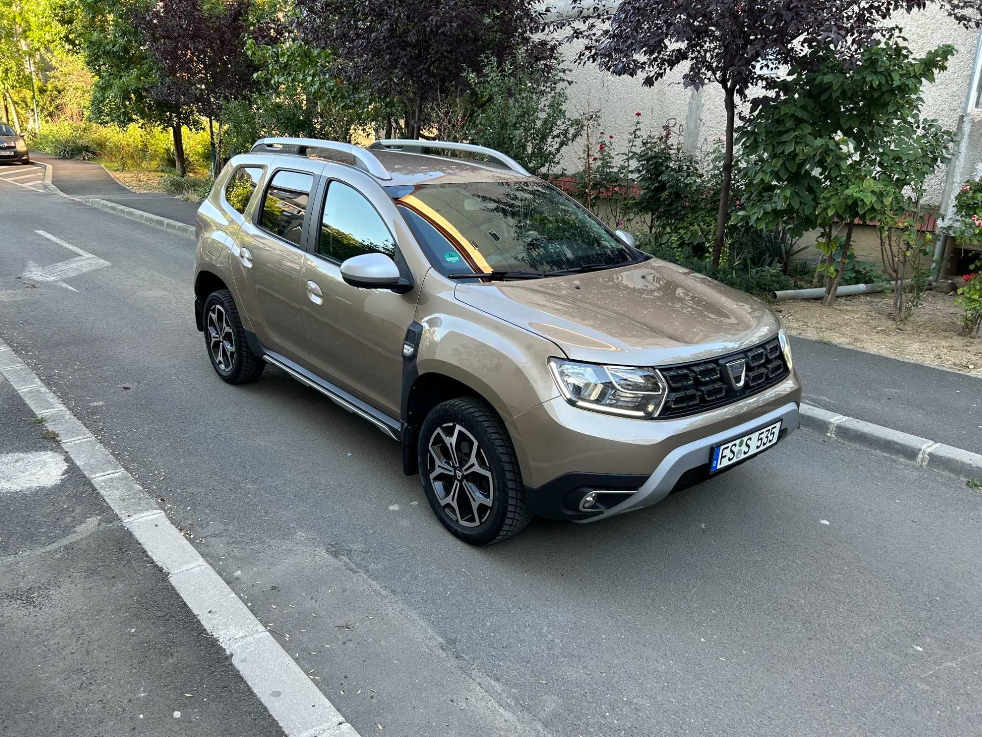 Dacia Duster 1.6 i,115 cp ,Navi