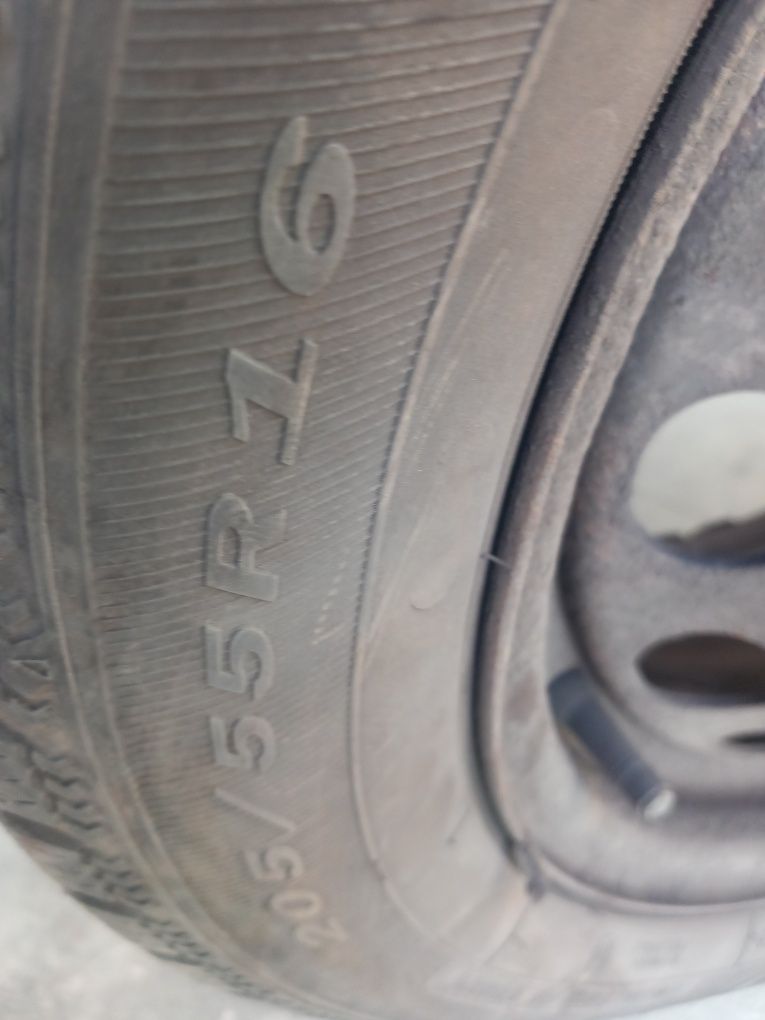Гуми с джанти комплект (4бр.) 205/ 55R16