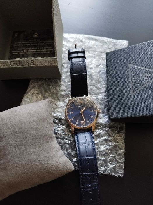 Guess nefolosit cu garantie doar 550 lei