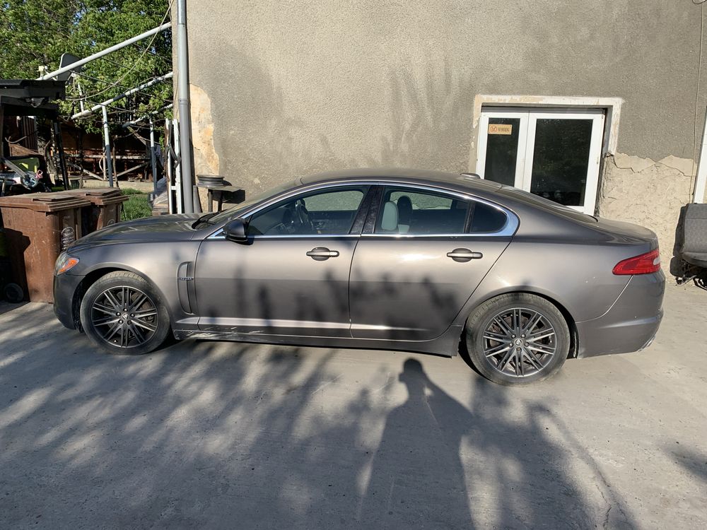 Piese jaguar xf motor 3.0 306 dt