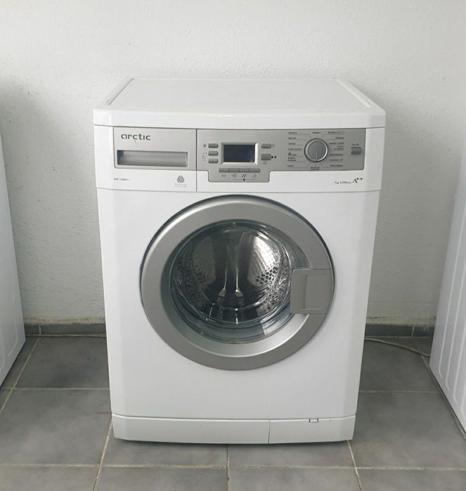 REDUCERE 100 LEI. ARCTIC 7 KG / impecabilă