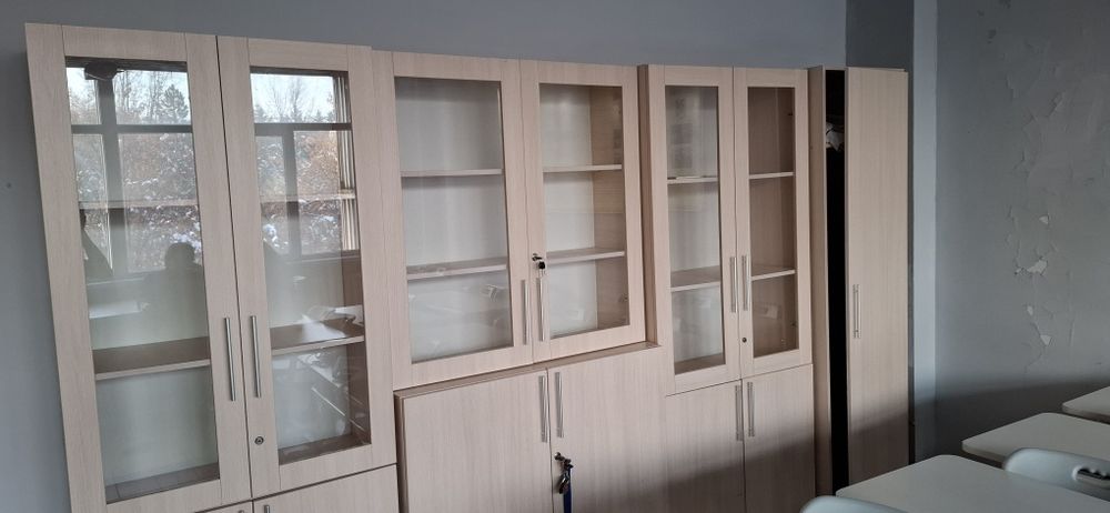 Продаётся офисный шкаф в отличном состоянии!