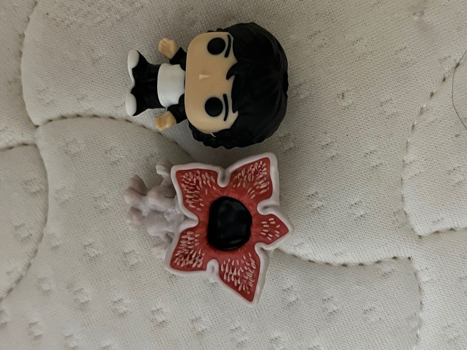 киндер очень странные дела(осд)