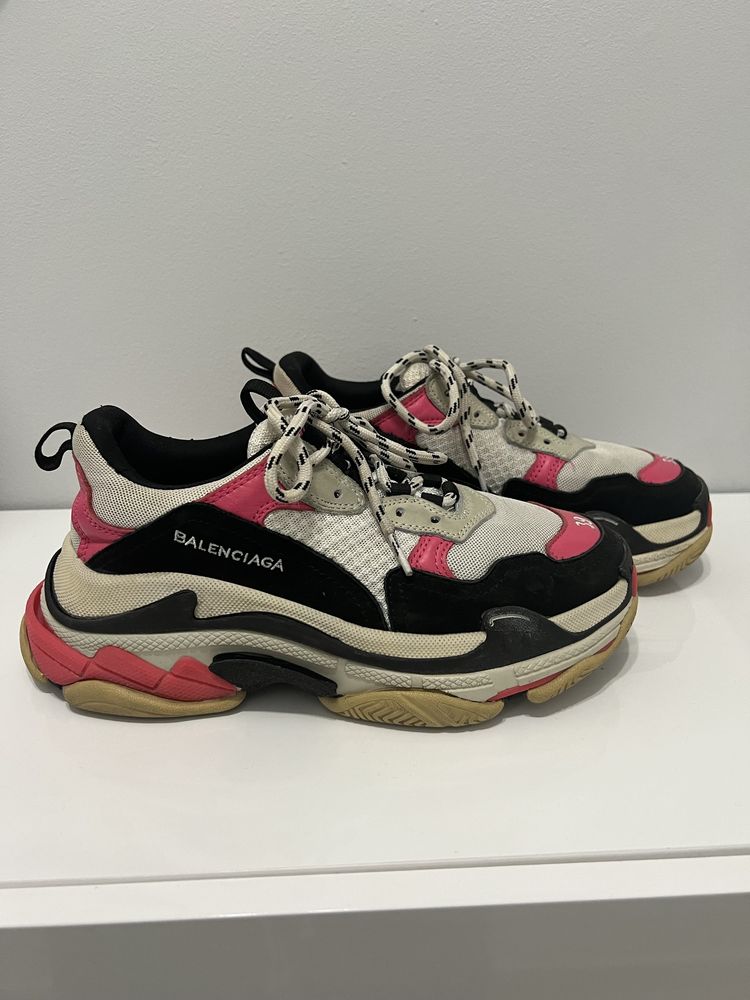 Оригинални кецове Balenciaga Triple S