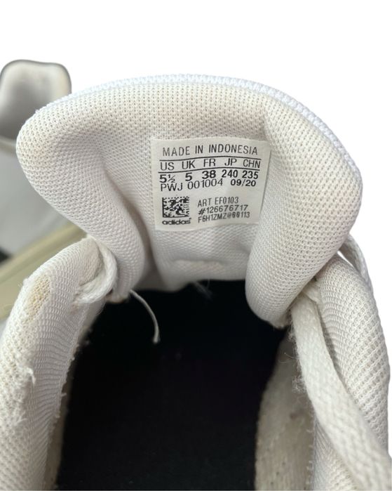 Adidas оригинални дамски маратонки , 38 номер