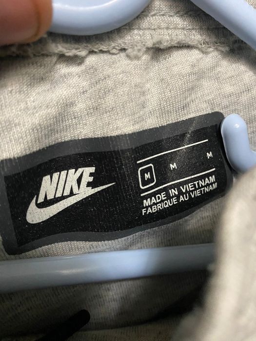 Pantaloni nike noi nouti