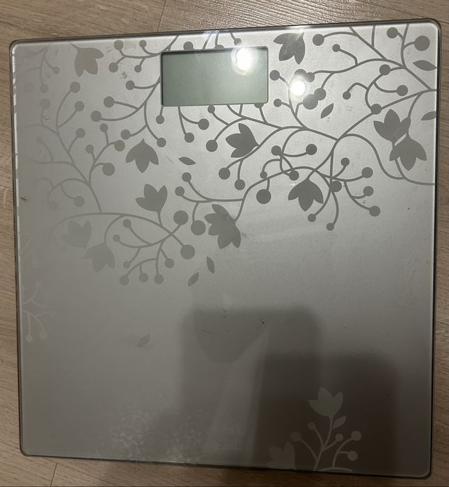 Отдам напольные весы