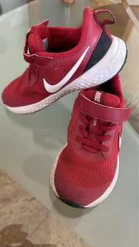 Детски маратонки Nike 28