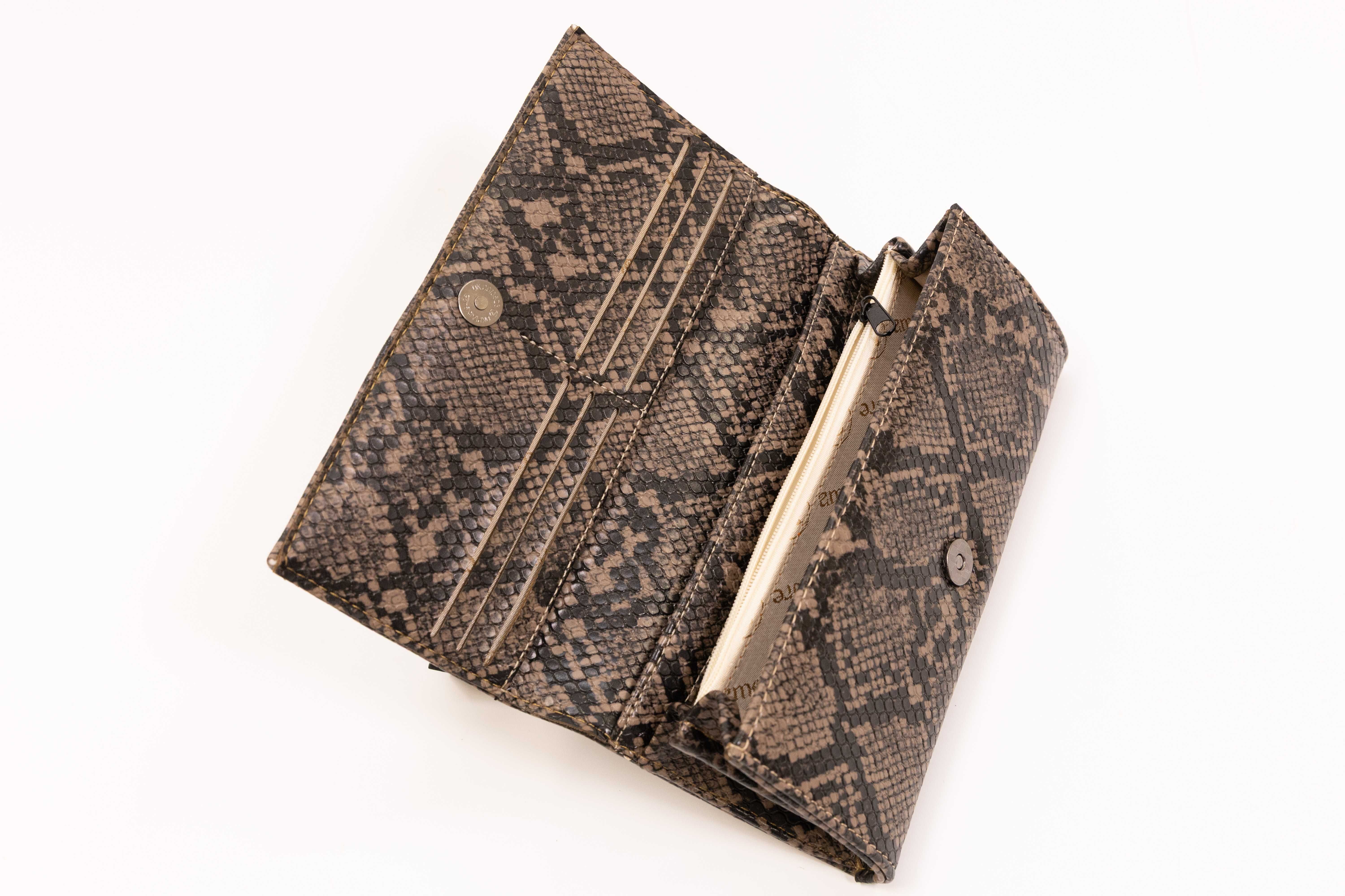 Дамски портфейл AMORE Ginevra - Brown