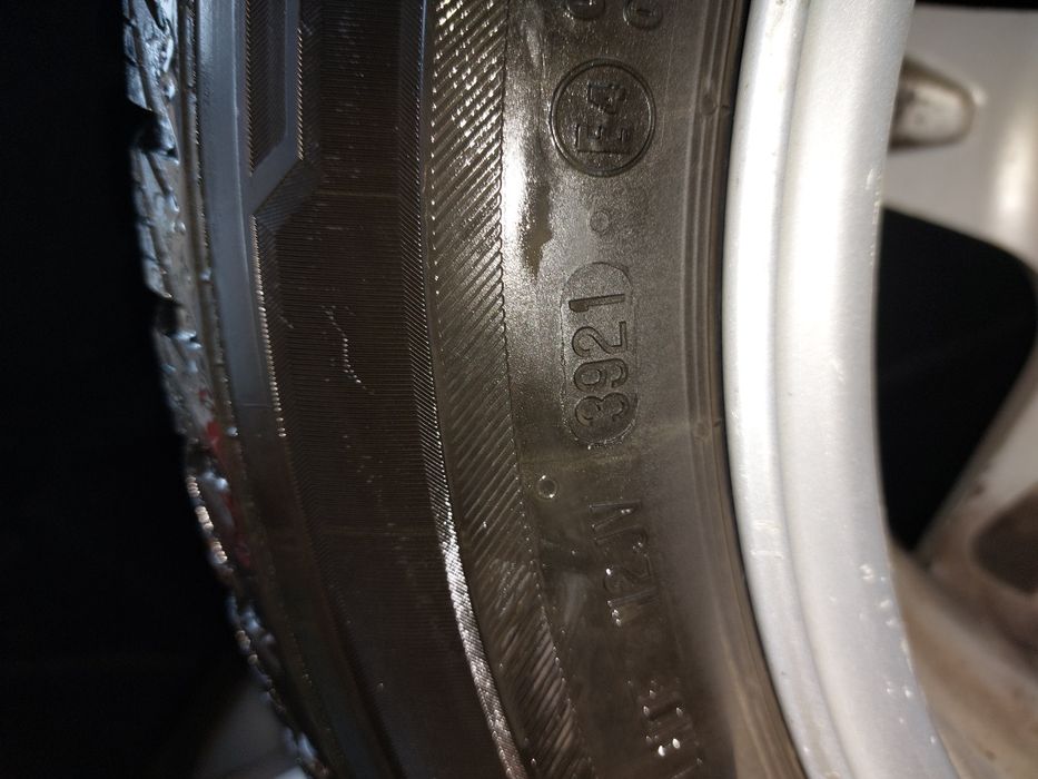 Jante roti DEZENT anvelope iarna 205 55 R16 Kia Ceed Cee'd 2012-2018