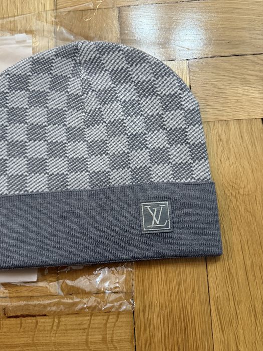 Căciulă Louis Vuitton