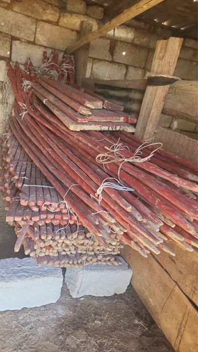 6қанат ағаш үй сатылады кереге уық шаңырақ есігімен бар