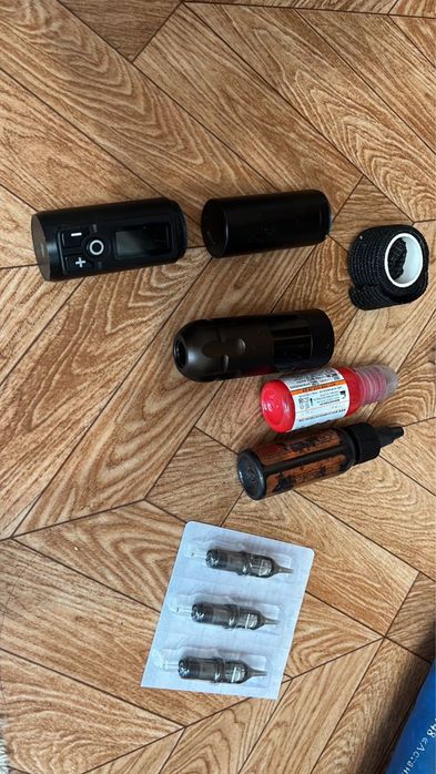 Продам беспроводную тату машинку.